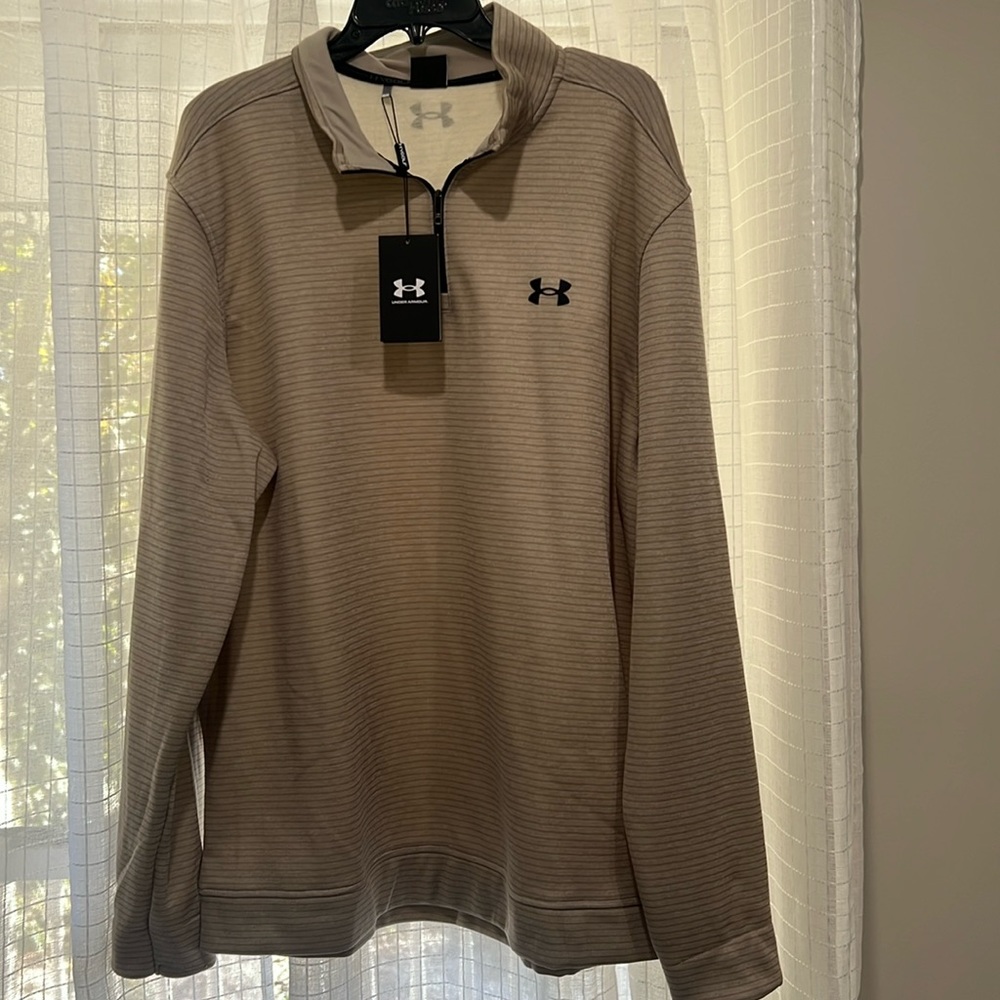XL Under Armour Golf Fleece